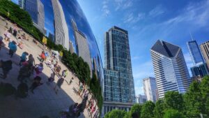 bean reflection in chicago downtown